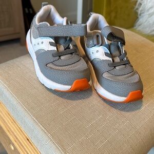 Saucony Kids Sneakers in Gray and Orange